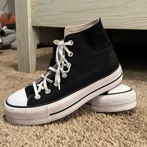 Platform Black Converse Size 8